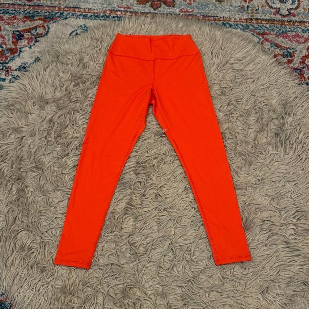 Spiritual gangster leggings size medium